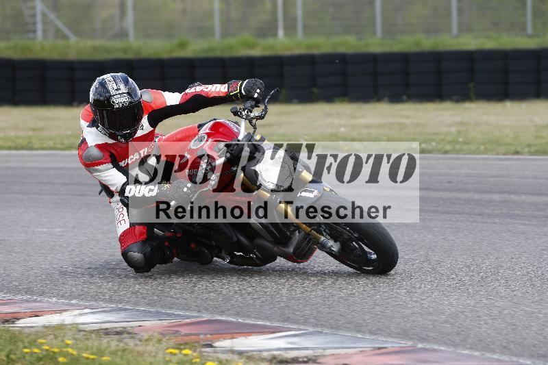 Archiv-2025/05 14.04.2025 Plüss Moto Sport ADR/Freies Fahren/1